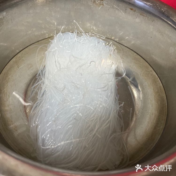 粉丝鱼头煲🐟鲜啊~