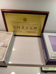 -晶奕空间专业脱毛连锁机构