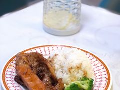 -东鑫记港式茶餐厅(南京东路店)