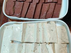 -三里屯土灶炖公鸡地锅鸡(江东店)