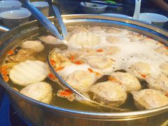 躁动的牛丸-八合里潮汕鲜牛肉火锅(深圳海岸城店)