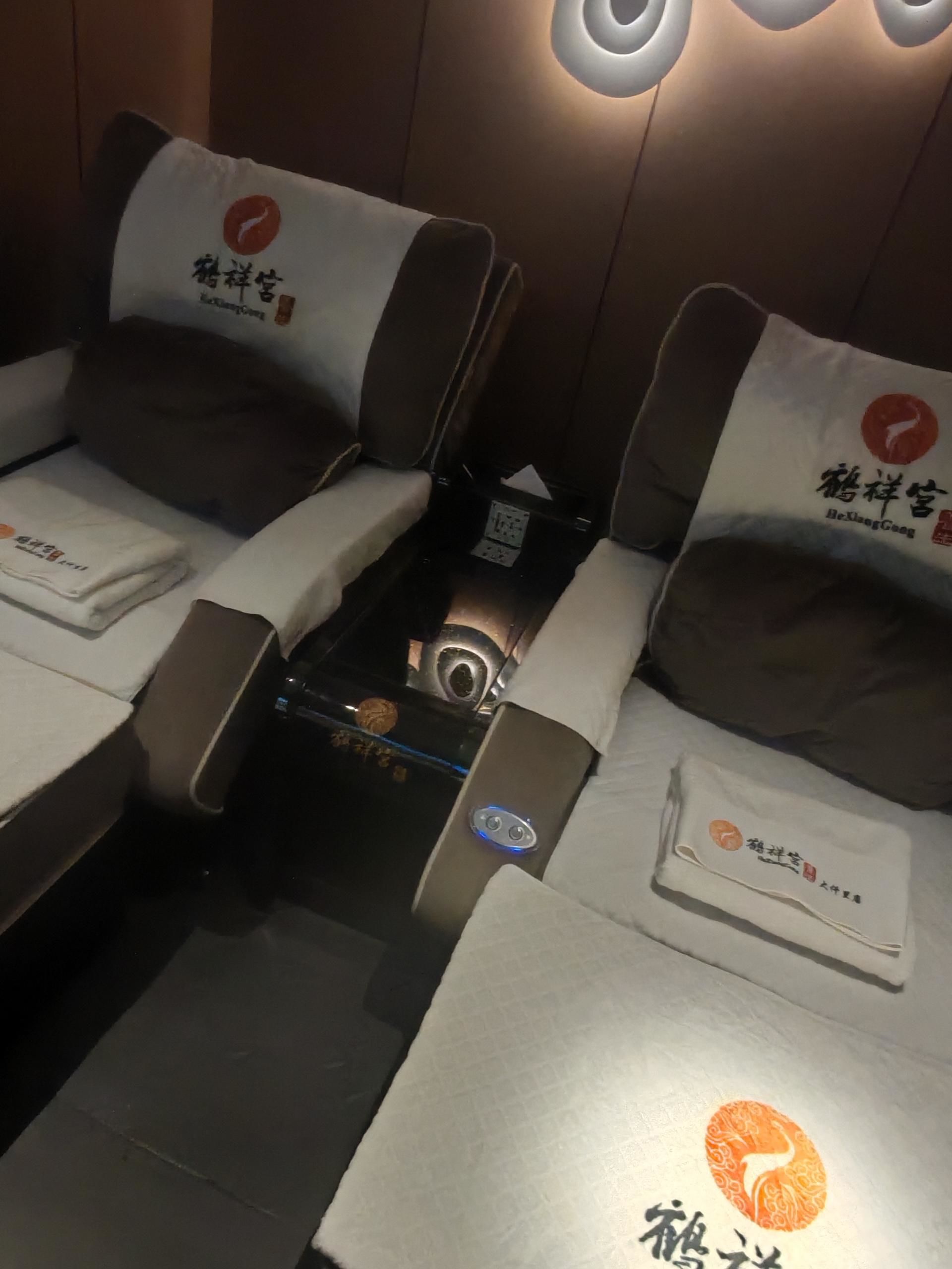 技师手法很不错,按的很到位.点过好几次