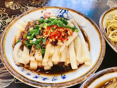 -黄妈伤心凉粉总店(名店街店)