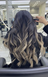 -赤道 Hair Salon