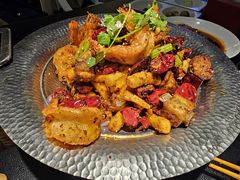 -辣尚瘾·烤鱼·新川菜(牡丹园直营店)