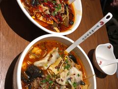 -渝是乎酸菜鱼(龙旗购物中心店)