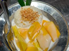 -小小集渔·泰式大排档(太古里香槟店)