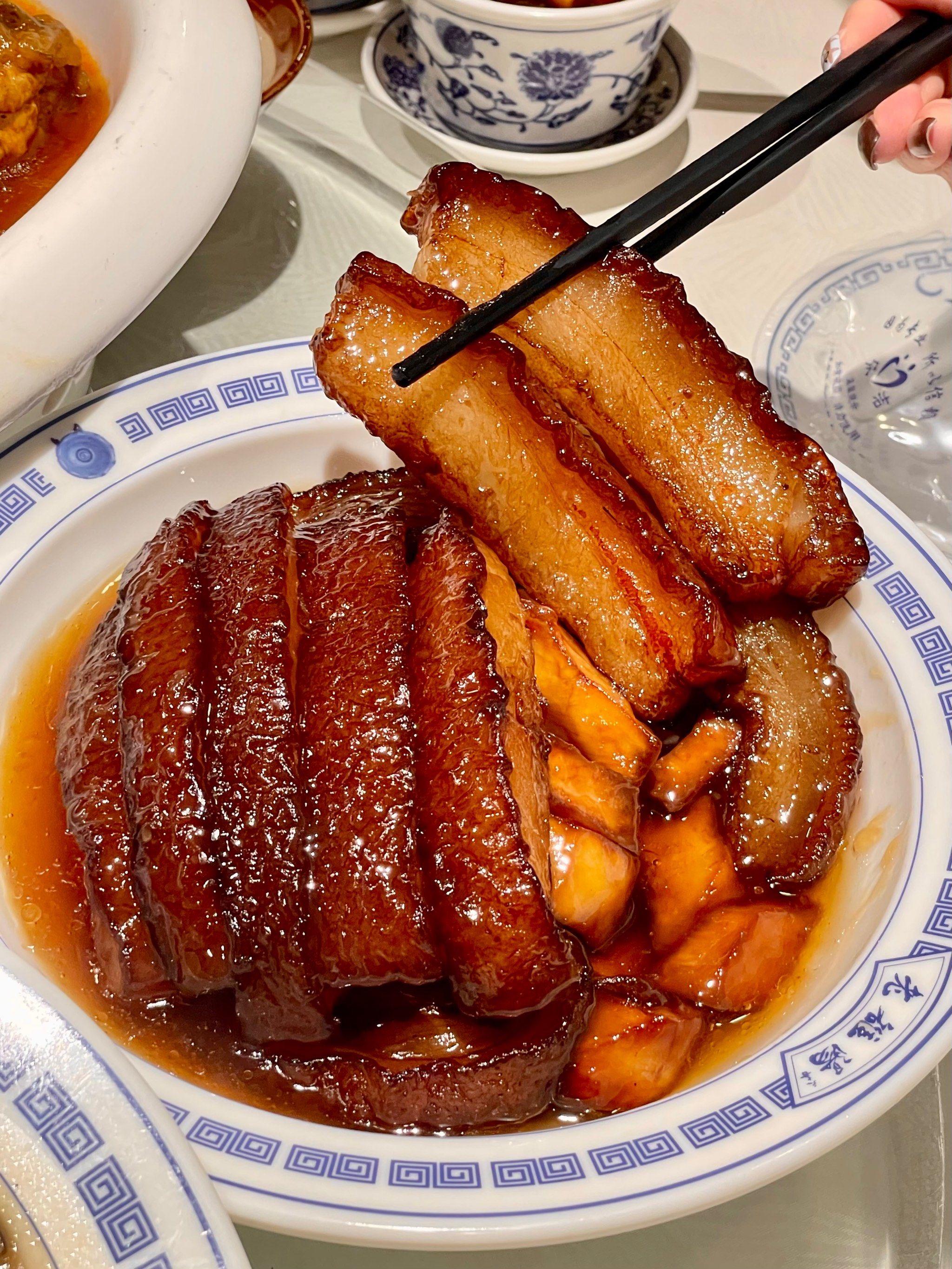 这口甜烧肉是多少洛阳人的童年记忆啊!