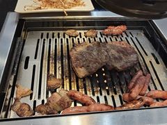-臻牛烤肉