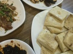 -炙热童年·老北京炙子烤肉(南锣鼓巷店)