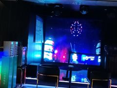 -W20 SHINING Party·K(悦豪和平路店)