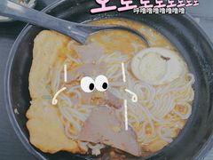 -花溪巷牛肉粉(泉城路店)