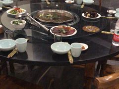 -周老三跷脚牛肉·全牛火锅(非遗传承店)