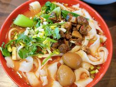 -胖东来生活广场(健康路店)