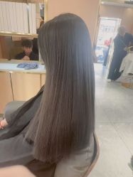 -一東造型烫发染发