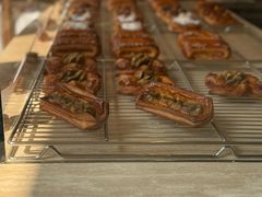 -VERIE BAKEHOUSE