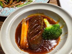 花胶烧海参-魁盛居百年鲁菜馆(县西巷店)
