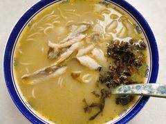 招牌黄鱼面-明呈黄鱼面馆(斜土路店)