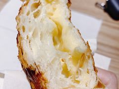 芝心流奶羊角包-麦田工坊(月湖店)