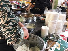 -周记热干面豆皮大王(桃花东街店)