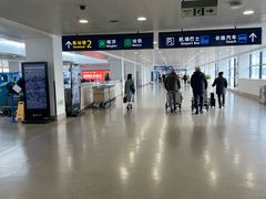 -龙阳路磁悬浮列车总站-停车场