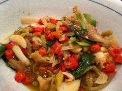 -费大厨辣椒炒肉(高铁吾悦广场店)
