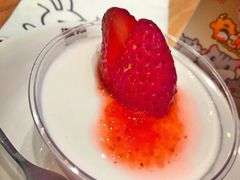 草莓意式奶冻-满记甜品(荟聚购物中心店)