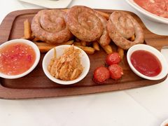 莫斯科风格烤肠配酸菜-莫斯科餐厅