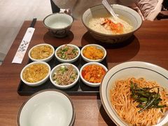 -蟹黄鱼·海派深夜面馆(巨鹿路店)