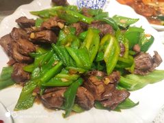 尖椒护心肉-老健康贾姨原味馆
