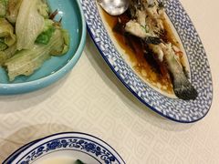 -顺峰海鲜酒楼(省府店)