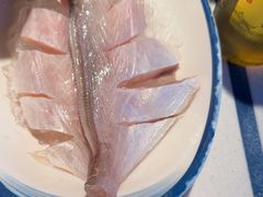 -爱你您·自家鱼塘·活水喷泉鱼火锅(八里店)