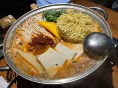 部队锅加芝士-富乐满韩国正宗炸鸡韩国料理(虹泉路店)