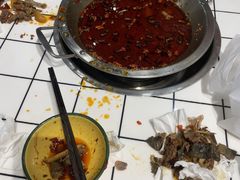 -晓彭肥肠鸡·泡椒鸡火锅(水木天地店)