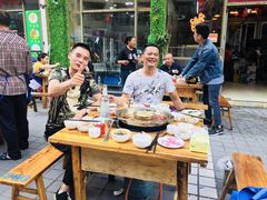 -金鼎雪山牦牛杂火锅(理县总店)