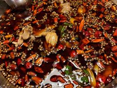 中辣锅底-味之绝热血美蛙鱼火锅(中坝店)