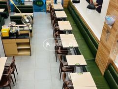 -佰搭果·广式茶餐厅(西华路店)