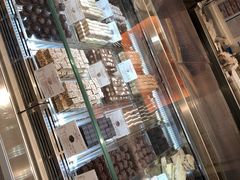 零售区-VENCHI 闻绮(北京国贸商城店)