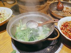 -吃饭皇帝大(长宁龙之梦店)