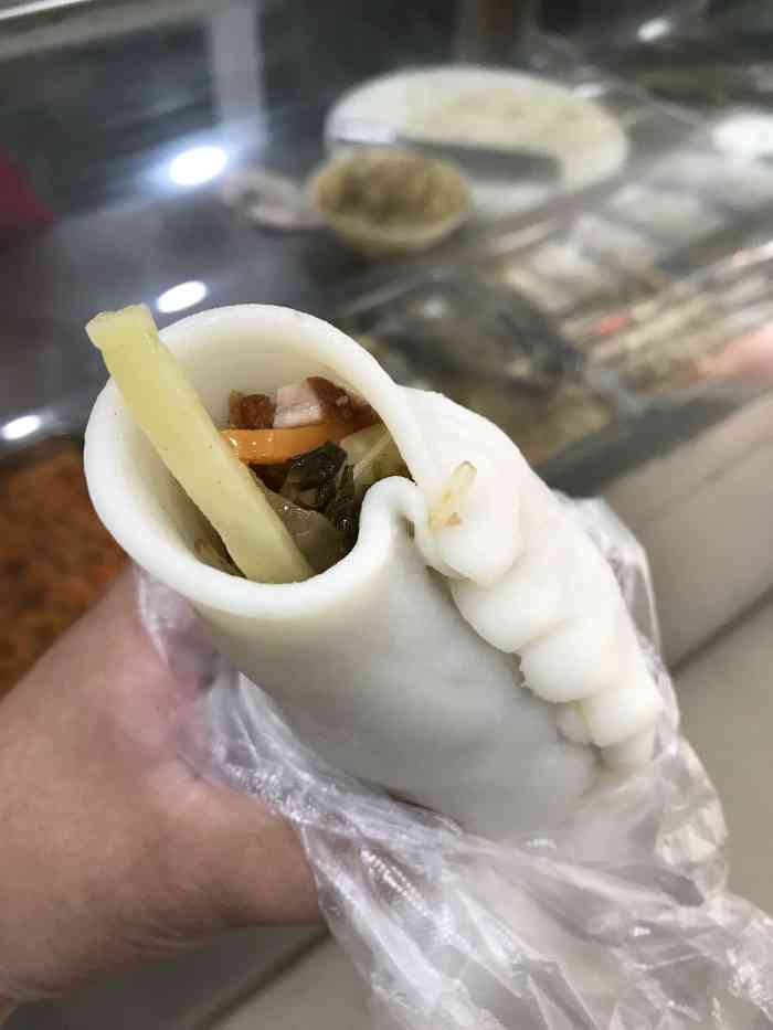 温岭包年糕-"在二七广场附近,离火车站很近,是坐火车早.