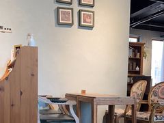 -房角石咖啡与书(吉大南校店)