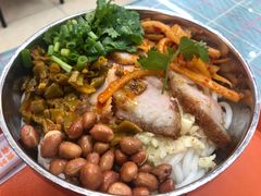 -红鼻子桂林米粉(金唐新光界店)