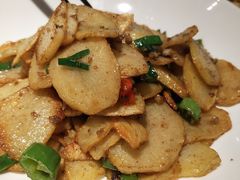 可爱小土豆-花椒笑成都小馆(百脑汇店)