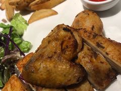 小吃拼盘-JINNS锦时 steak&pizza(浸信会礼拜堂旧址店)