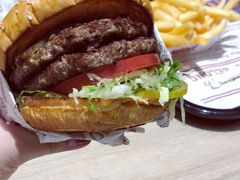 -The Habit Burger Grill 哈比特汉堡(爱琴海店)