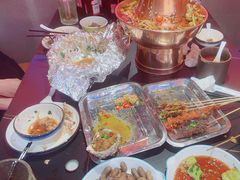 -老班长·小龙虾·鲜货烧烤大排档(金街美地店)