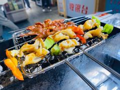 -喜悦小串丹东小黄牛海鲜烧烤大排档(民主广场店)