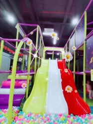 -蹦贝运动中心·蹦床·攀岩·闯关(龙岗店)