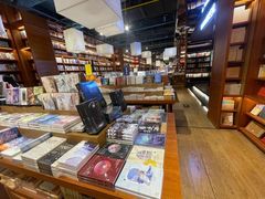 -三联书店(元朗广场店)