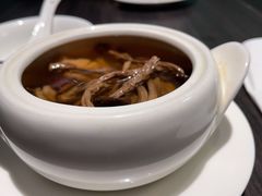 茶树菇炖鸡汤-鹊玥·粤菜小馆(汇智国际商业中心店)